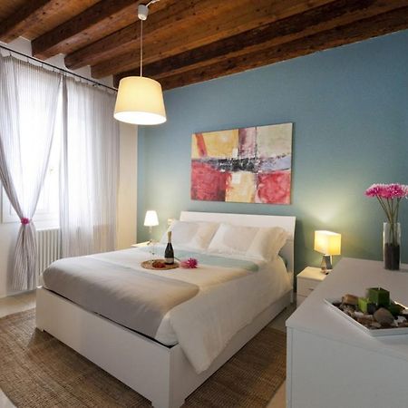 Appartamenti Sofia & Marilyn Castelfranco Véneto Habitación foto