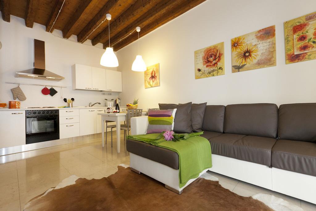Appartamenti Sofia & Marilyn Castelfranco Véneto Habitación foto